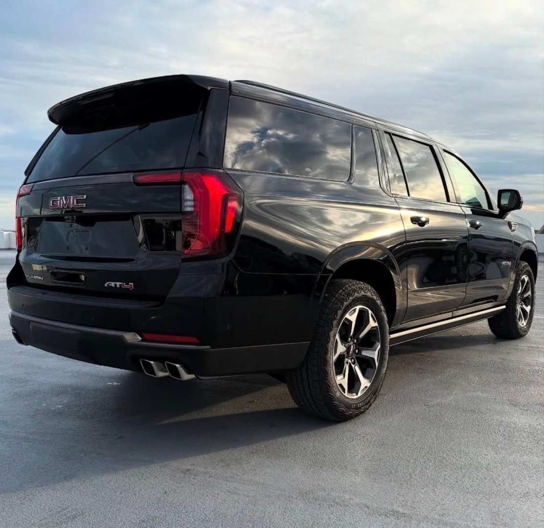 GMC Yuko 2025